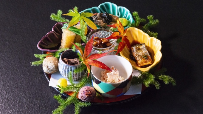 【カウンター割烹／露庵温味】ミシュラン掲載の和会席　四季折々の吟味された食材で季節の移り変わりを実感